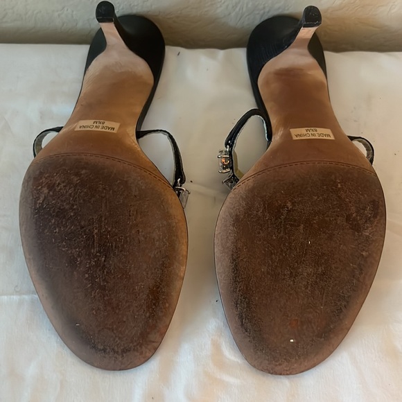 Sandals - Picture 4 of 4